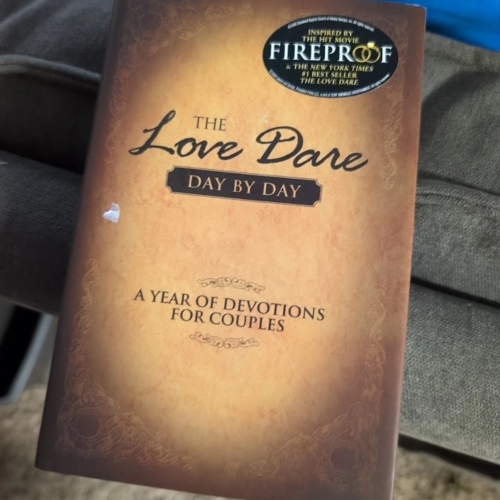 Love Dare Day by Day Devotional Couples
